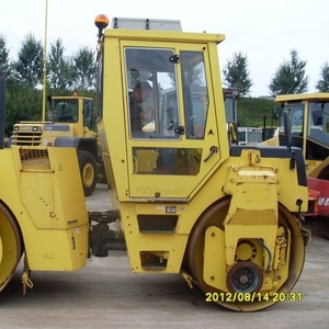 каток дорожный вибрационный Bomag BW 154 AD2