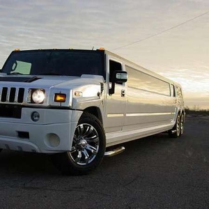 Лимузин Hummer (Хаммер) на свадьбу в Астане