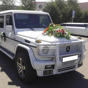 Лимузин Mercedes-Benz Gelandewagen на выписку из роддома. Астана.