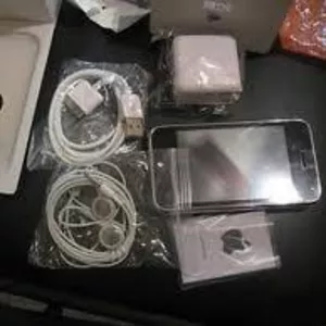 Brand New Apple iPhone 4 32GB Unlocked