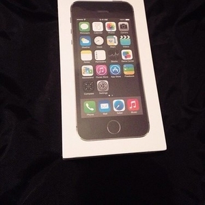 ПРОДАЖА : Apple iPhone 5G ,  5S ,  5C/s3 / S4/BB / Q10 . z10 . Q5/apple 